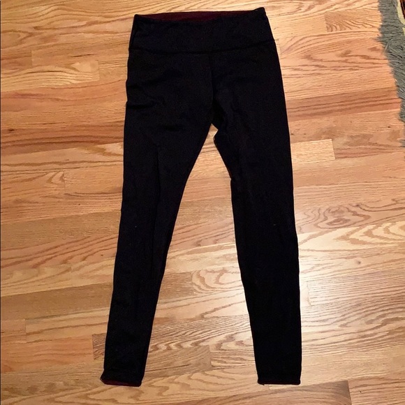 lululemon athletica Pants - Reversible Lululemon Leggings